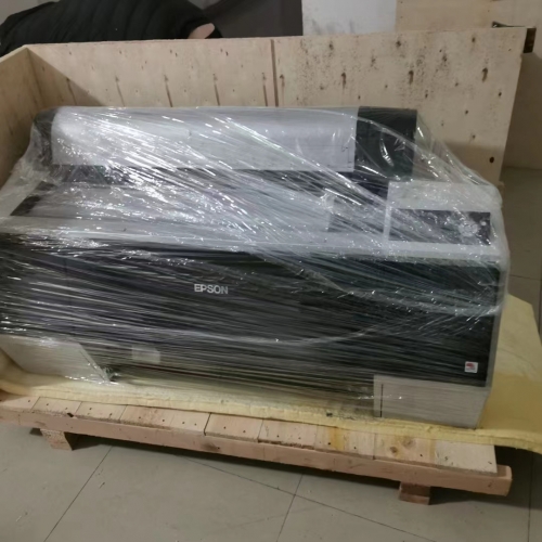 再來一臺菲林打印機打包發(fā)貨，遠程安裝